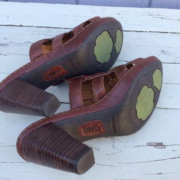 Born Leather Woven Heeled Sandals - Picture 9 of 11